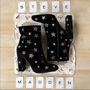 Steve Madden Edit-S velvet star print booties 7
